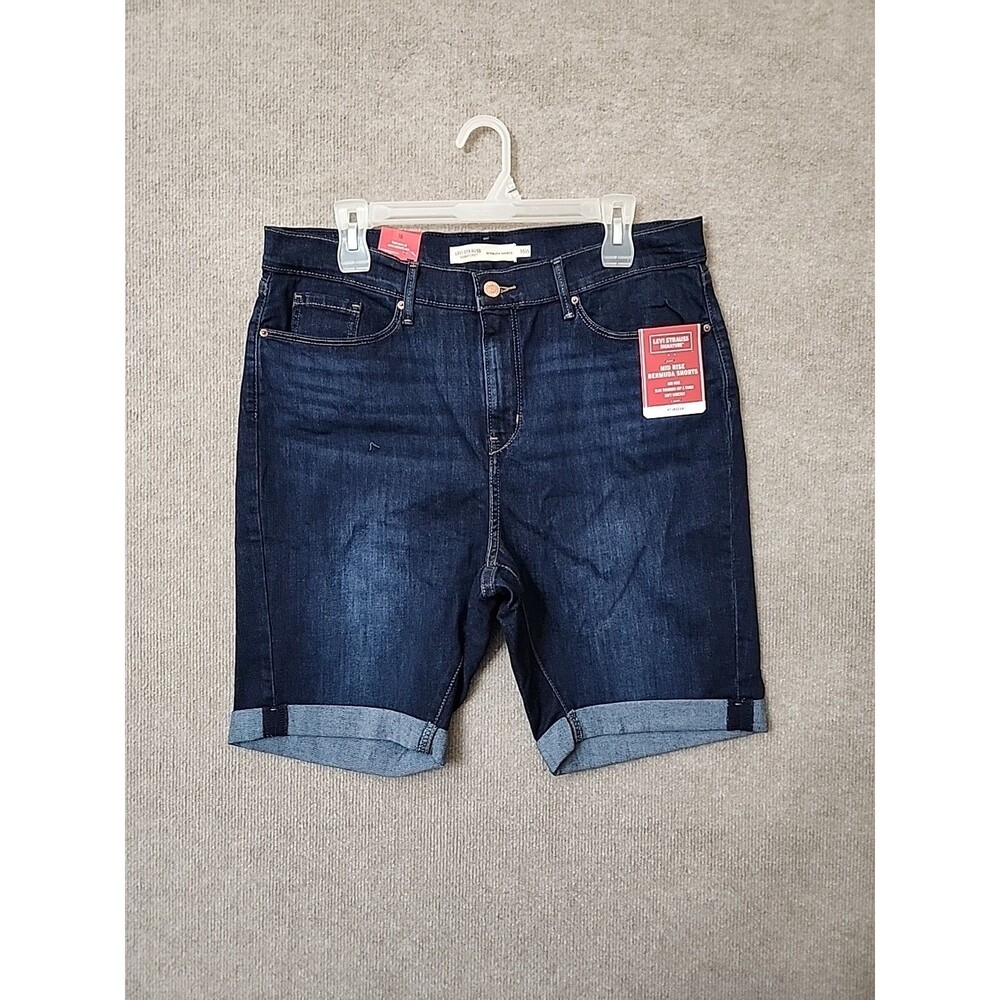 Levi Strauss Signature Bermuda Shorts Womens 16W Blue Dark Wash Cuffed NEW - Picture 2 of 12